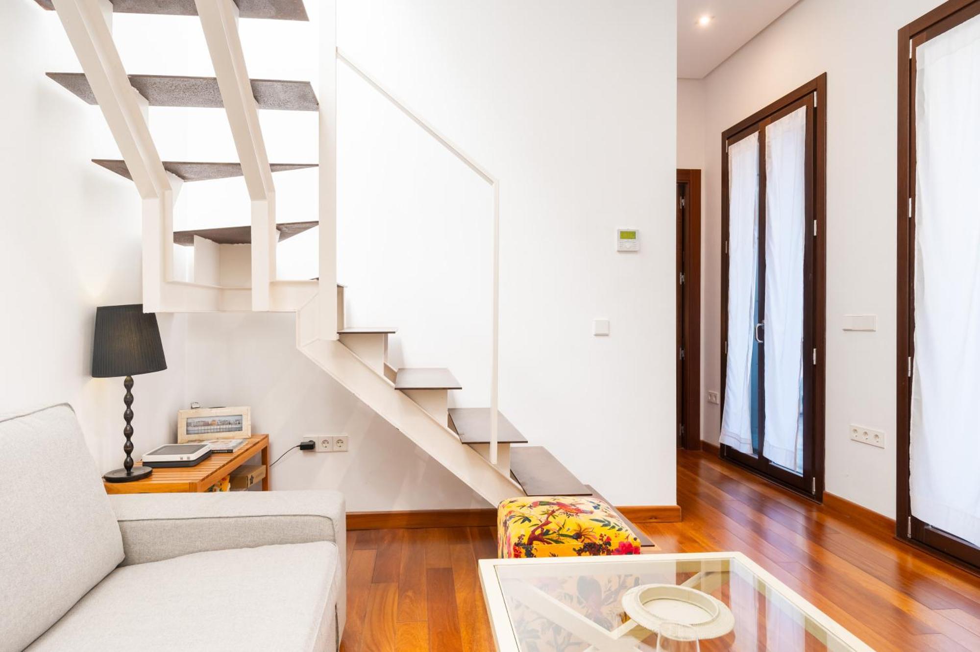 塞维利亚Attic With Terrace- 1Bd 1Bth- Corral Del Rey公寓 外观 照片